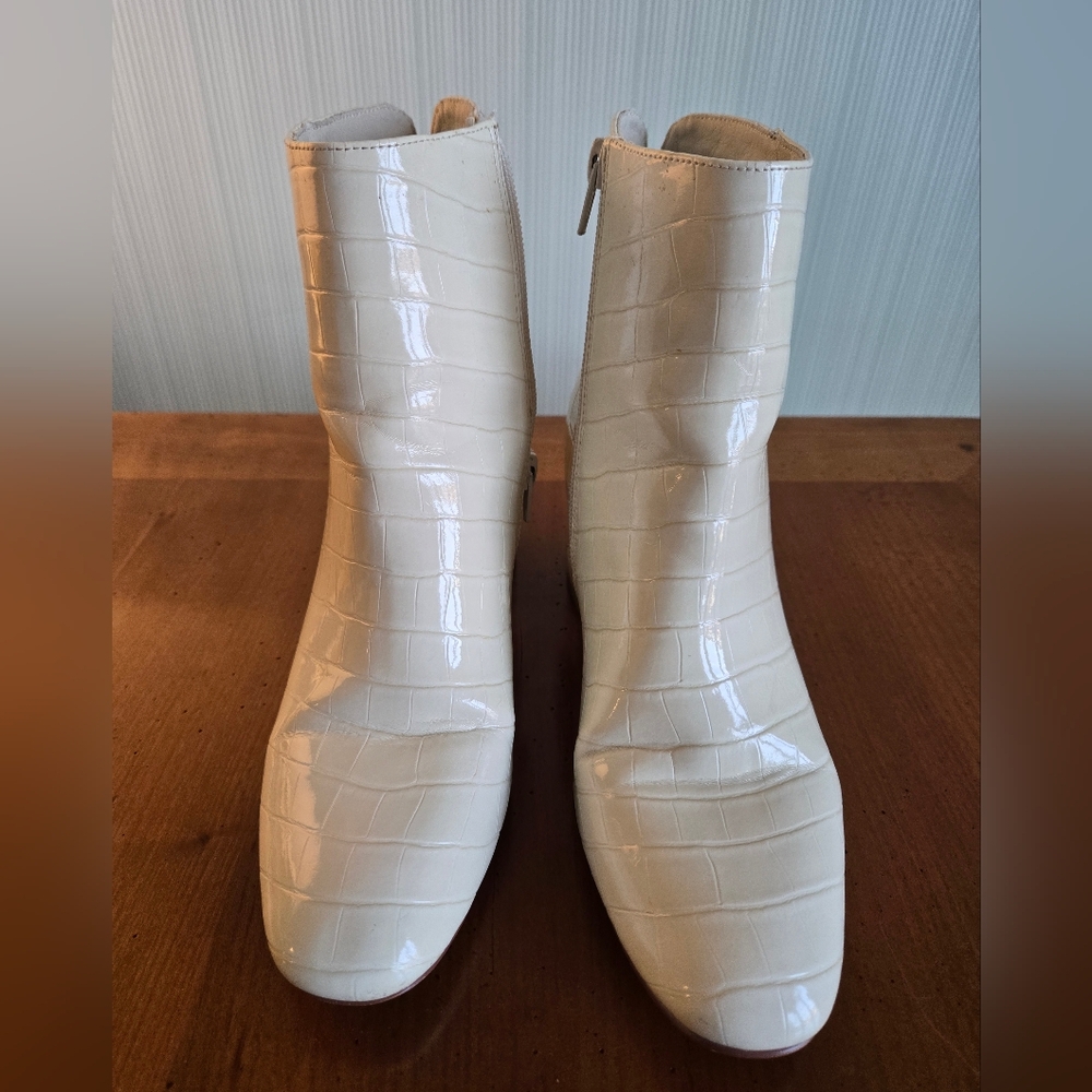 Chinese Laundry Croc Embossed Cream Ankle Booties | Block Heel | Size 7.5 (EU 38 - Picture 2 of 11
